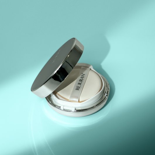 Rejuran SkinGlow Cushion SPF50+ - 1880