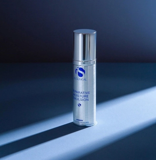 iS Clinical Reparative Moisture Emulsion tab-174